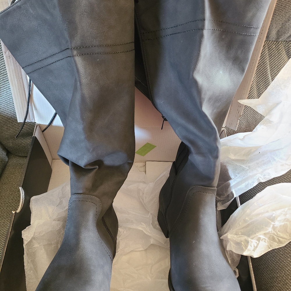 Torrid boots